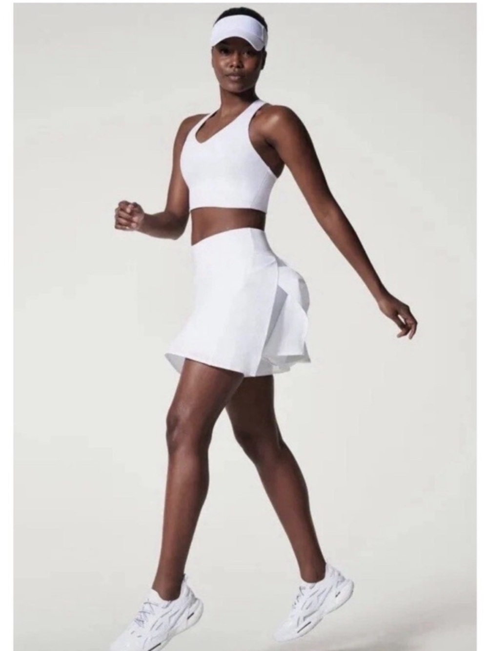 SPANX Get Moving Skort 17" Long White tennis golf running paddleball XS NWT
